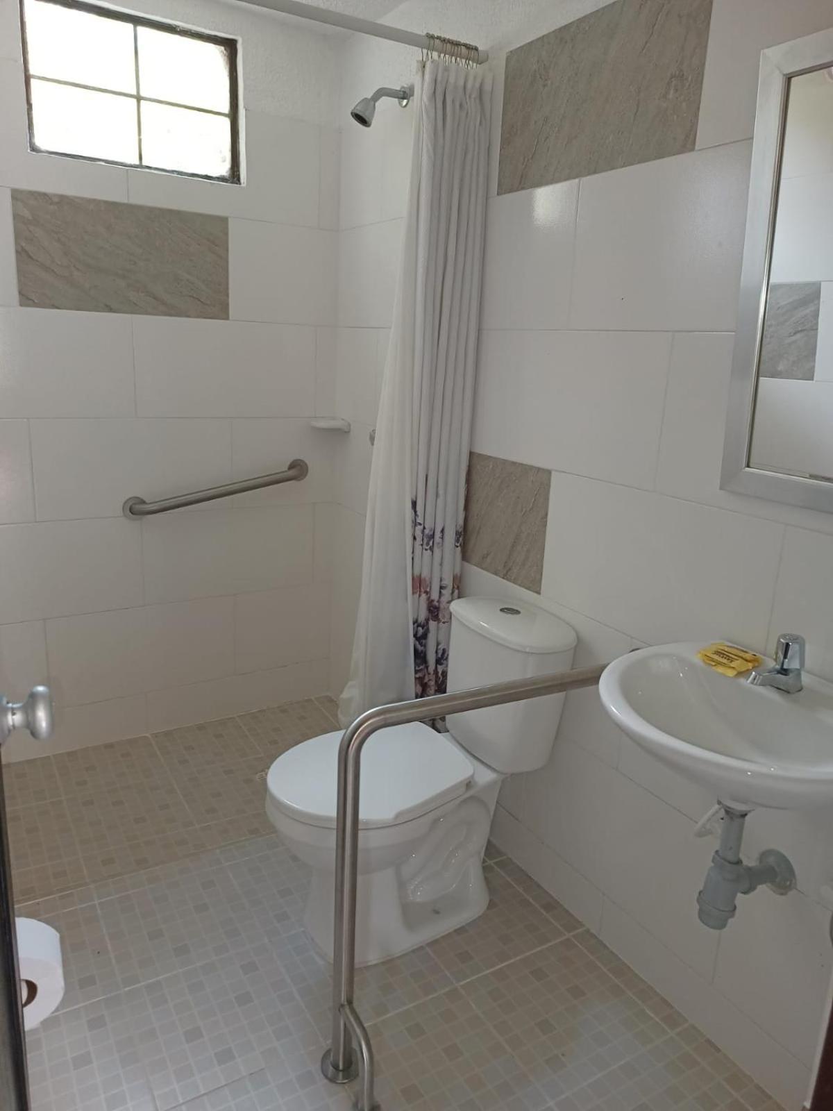 Hotel Villa Maritza Melgar Habitación foto